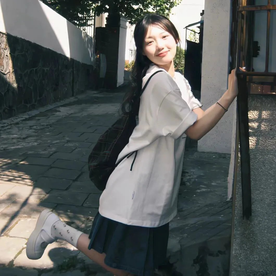 叽哩咕与女巫